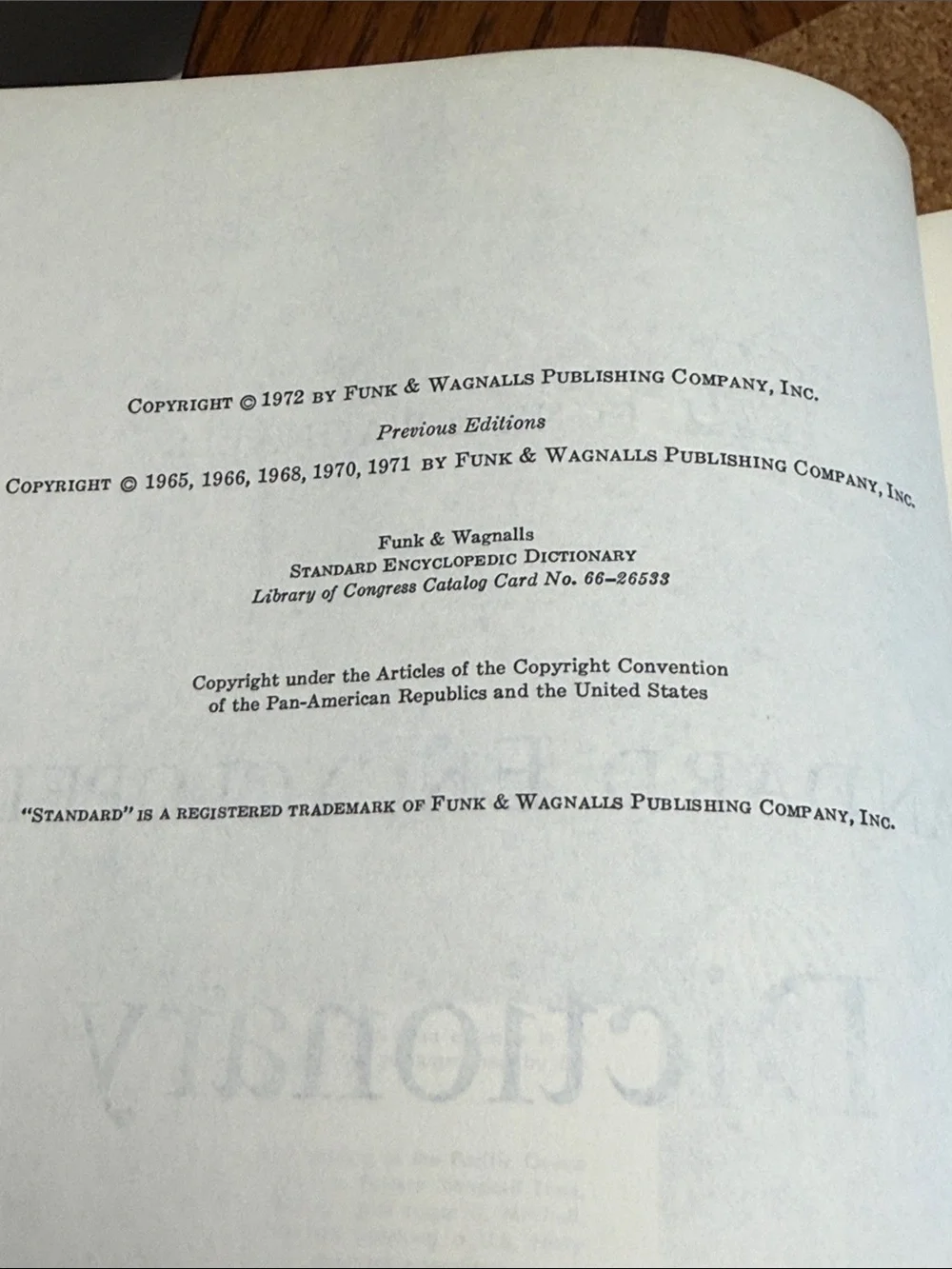Vintage 1972 Funk & Wagnalls Encyclopedic Dictionary Hardcover Text Book Large - Picture 10 of 10